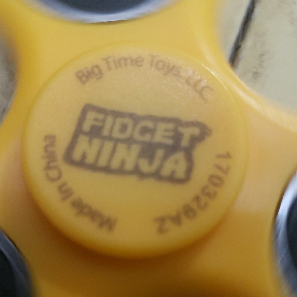 Yellow Fidget Spinner - Picture 2 of 4